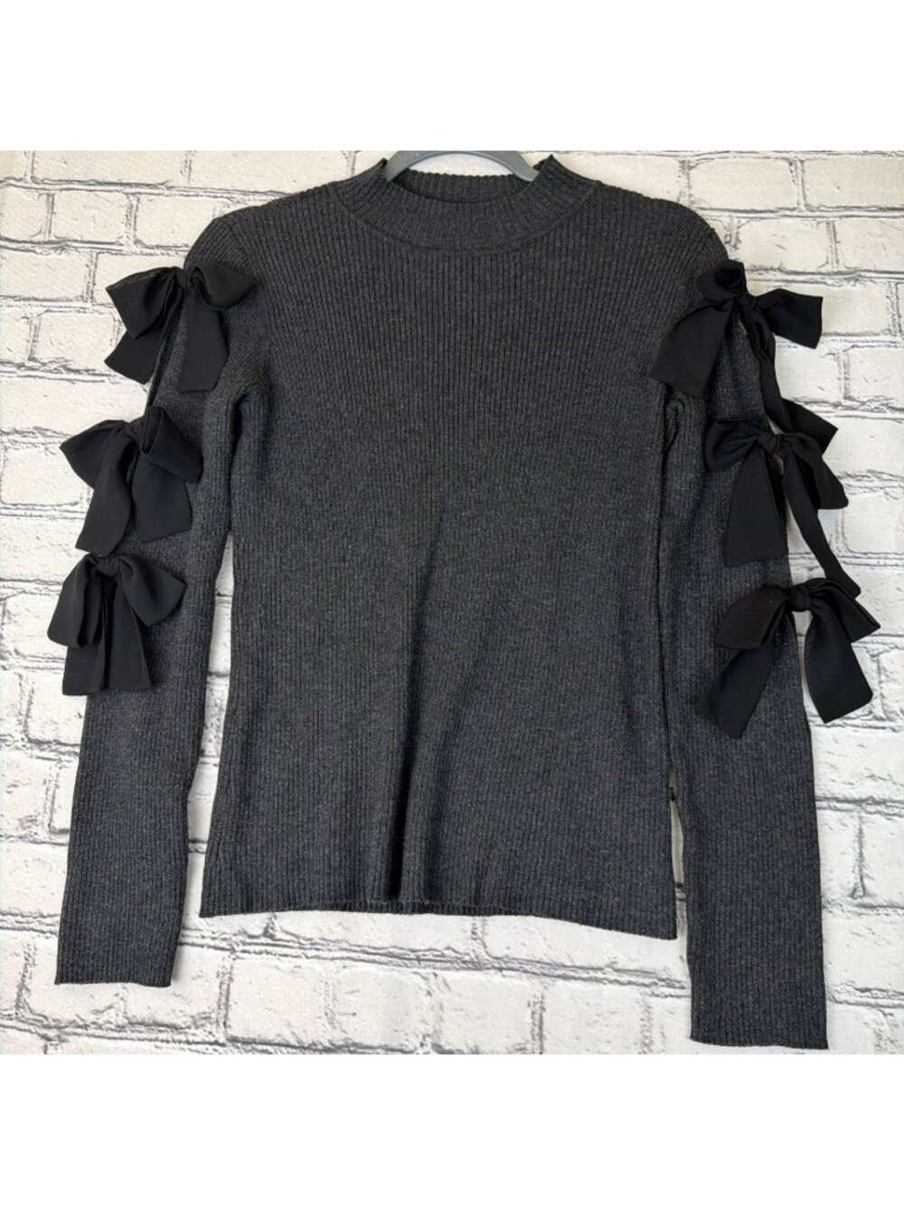 INC International Concepts Medium Womens Sweater Bows Long Sleeve Gray Feminine